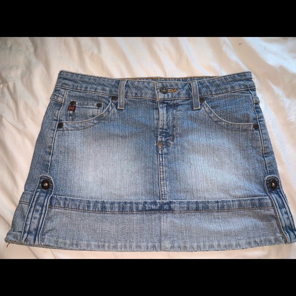 Woman's Skirt